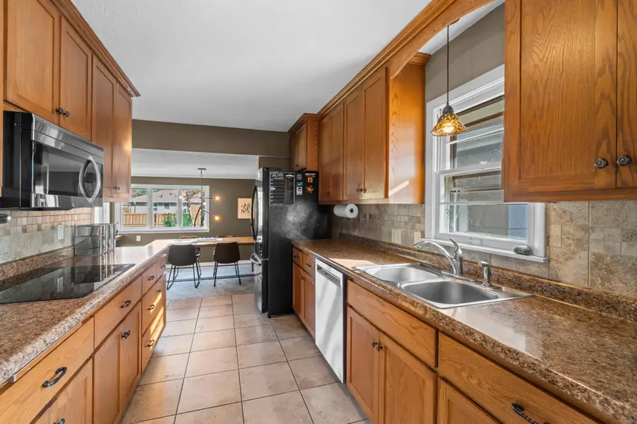 8825 Chicago Avenue S, Bloomington, MN 55420 - #3