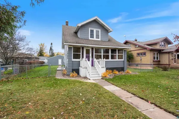 906 E 5th Street, Superior, WI 54880