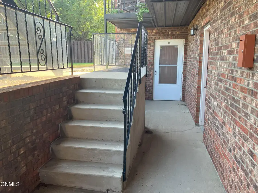 1825 S Grandview Lane #11, Bismarck, ND 58501 - #3