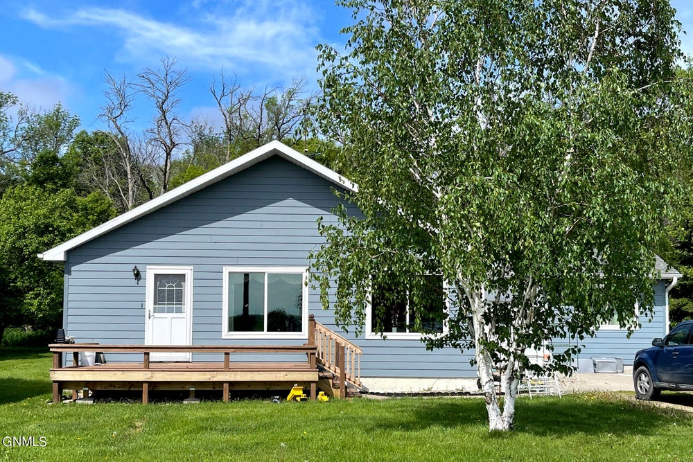 10701 22nd Street Se, Rogers, ND 58479 BHGRE
