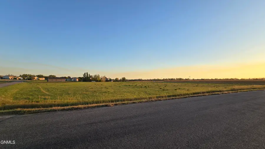 5300 Falconer Drive, Bismarck, ND 58504 - #2