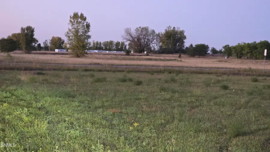 5300 Falconer Drive, Bismarck, ND 58504 - #3