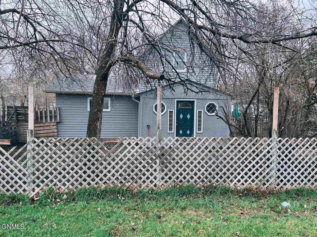 25 1st Street Sw, Sawyer, ND 58781 - Image #1