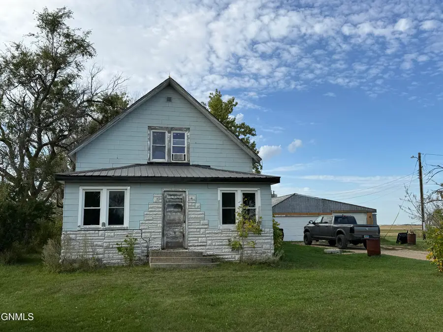 43401 593rd Street Nw, Kenmare, ND 58746 - Image #2