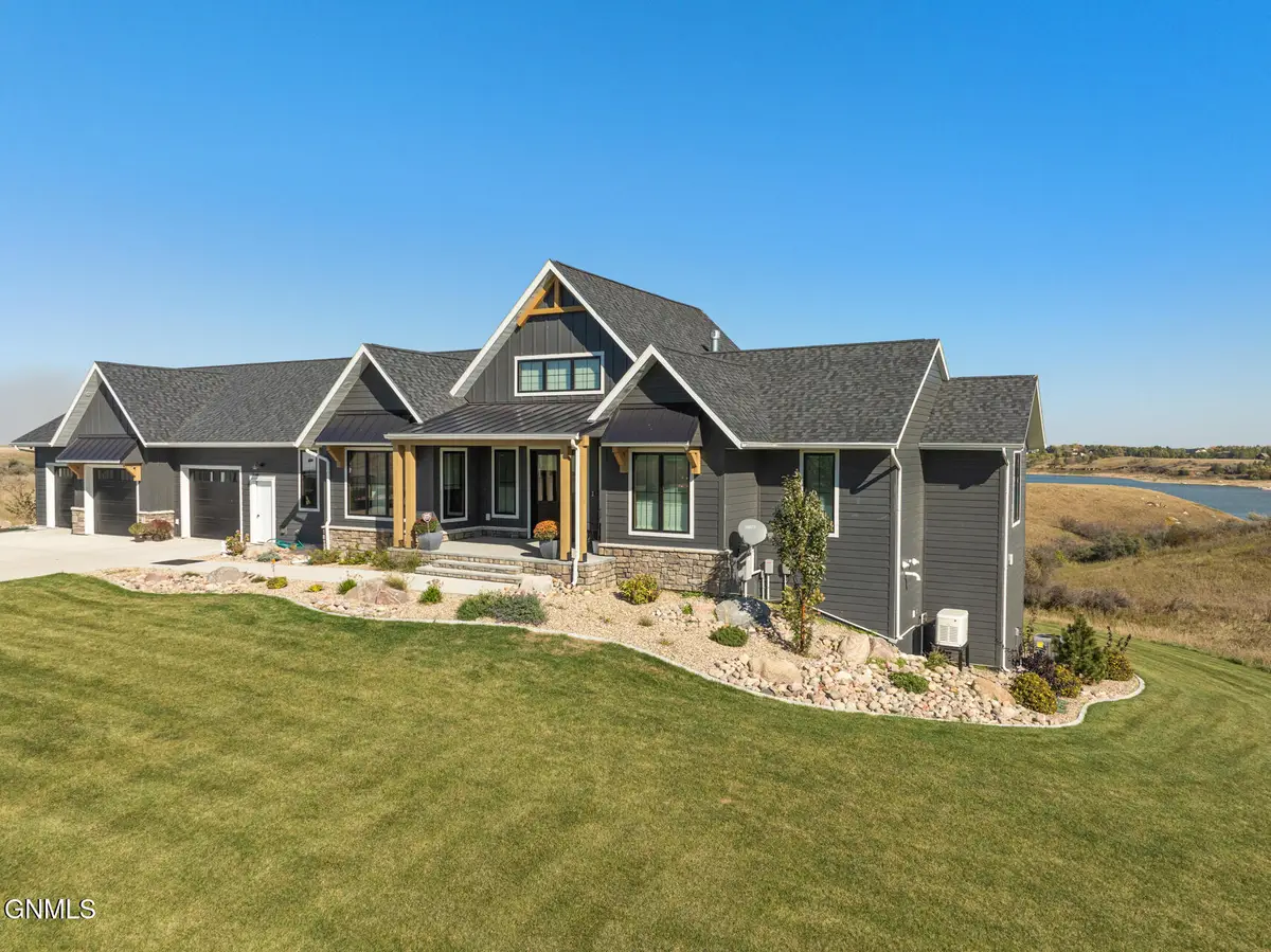 1344 42k Avenue Nw, Garrison, ND 58540 - Image #1