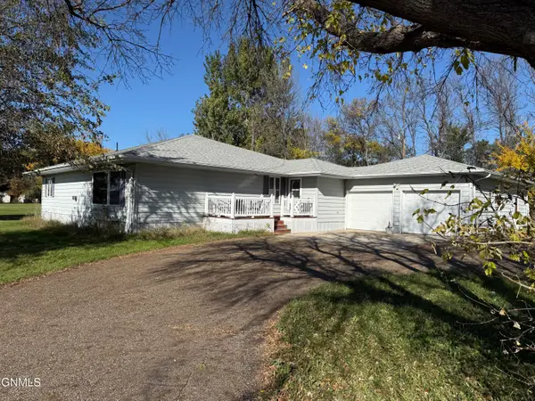 829 13 Highway, Linton, ND 58552