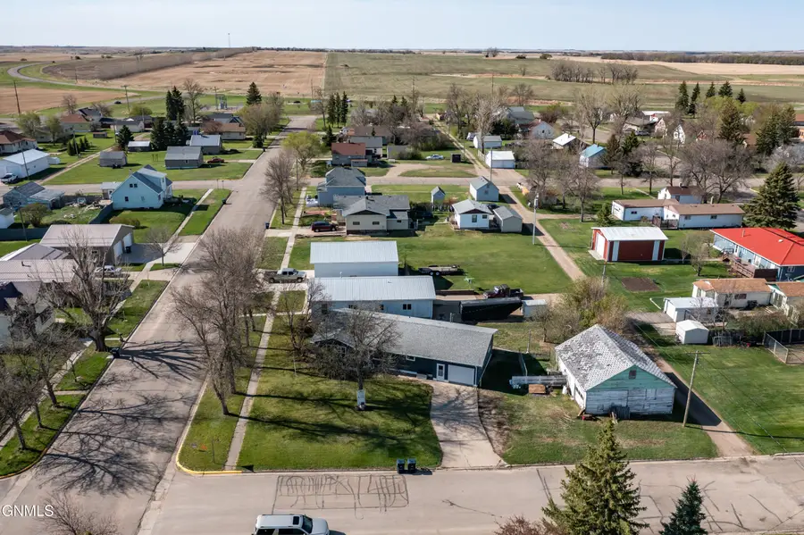 404 Eggert Street, Turtle Lake, ND 58575 - Image #2