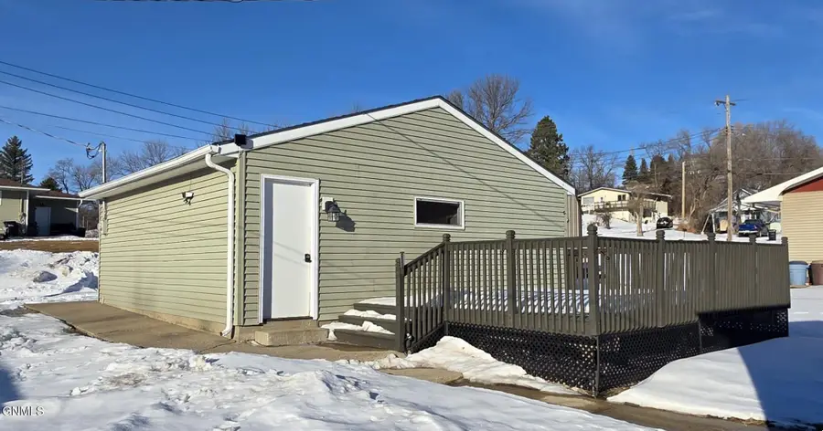 485 7th Avenue Nw, Valley City, ND 58072 - #2