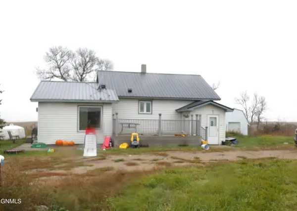 1710 88 Street Se, Strasburg, ND 58573
