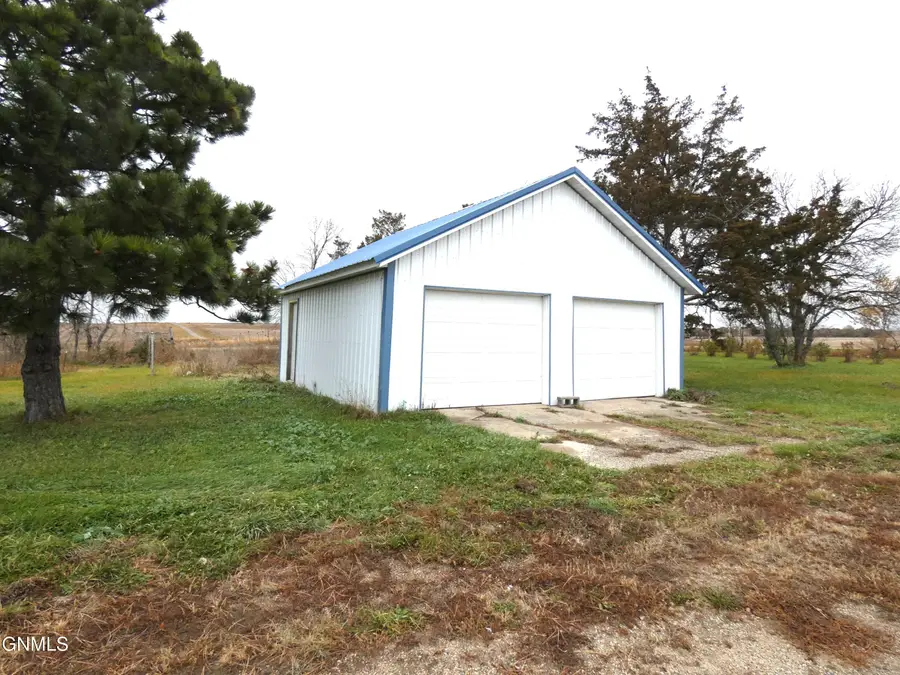 1710 88 Street Se, Strasburg, ND 58573 - Image #2