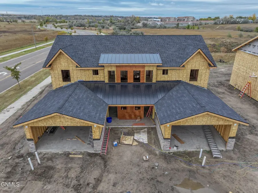 503 46th Street E, Williston, ND 58801 - Image #2