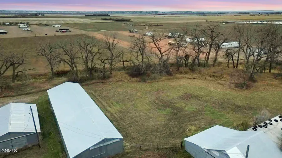 16072 35th Street Nw, Fairview, MT 59221 - Image #2