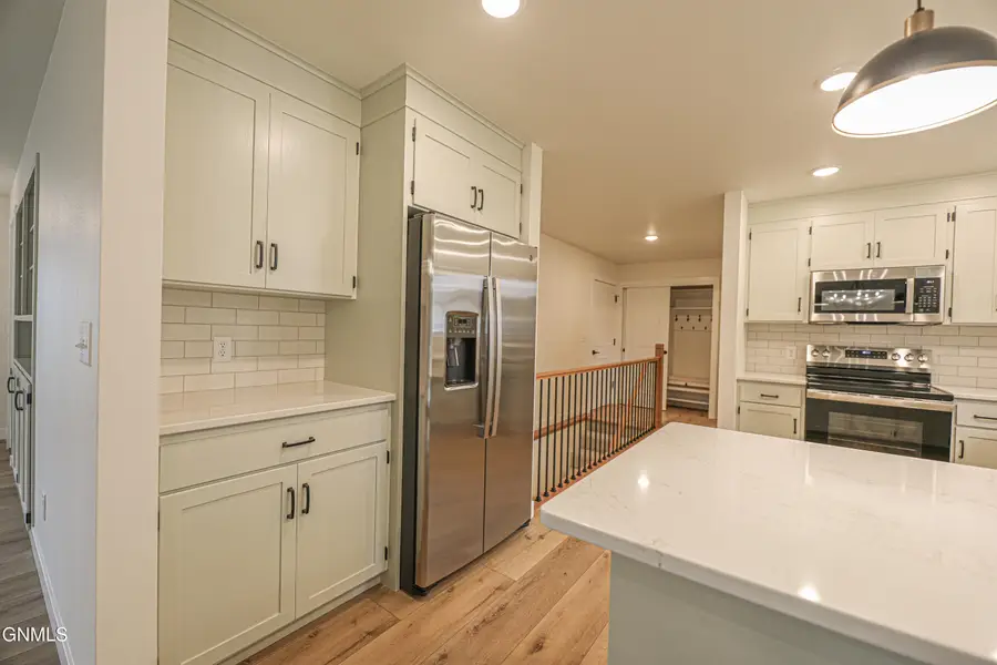 2107 N 9 Street, Bismarck, ND 58501 - Image #3