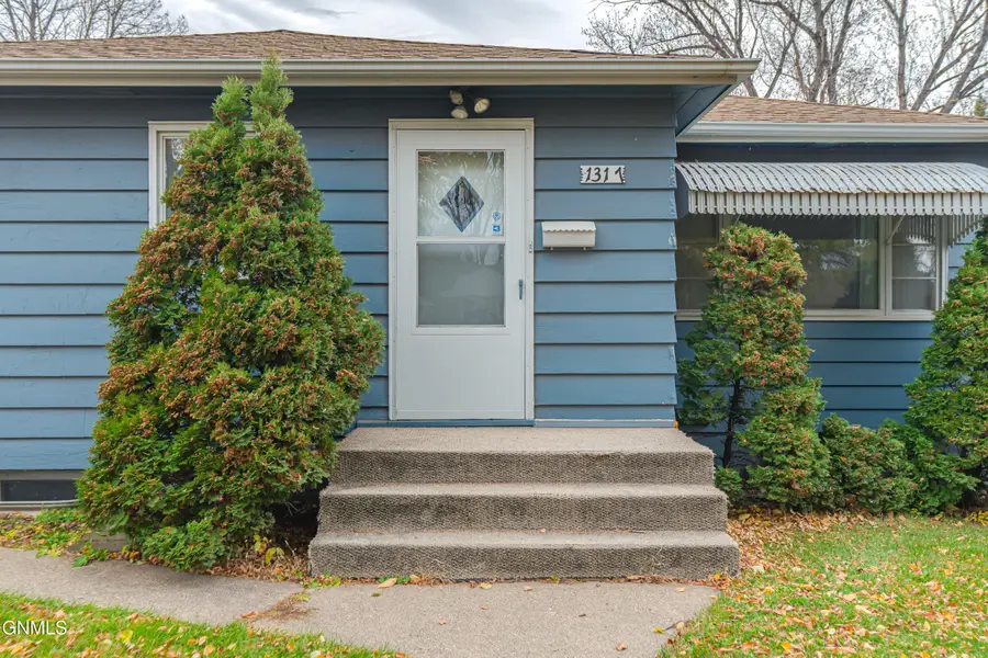 1317 Mohawk Street, Bismarck, ND 58501 - Image #2