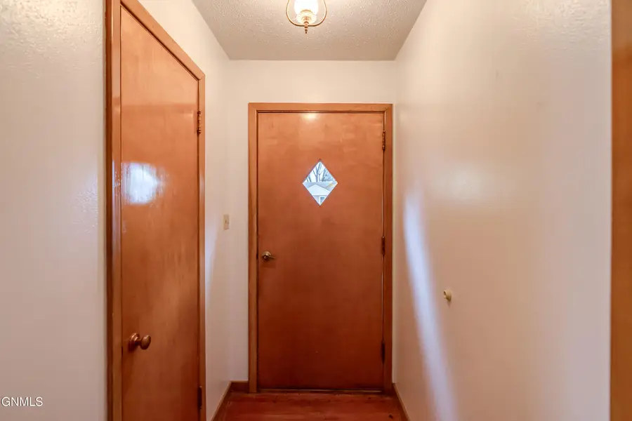 1317 Mohawk Street, Bismarck, ND 58501 - Image #3