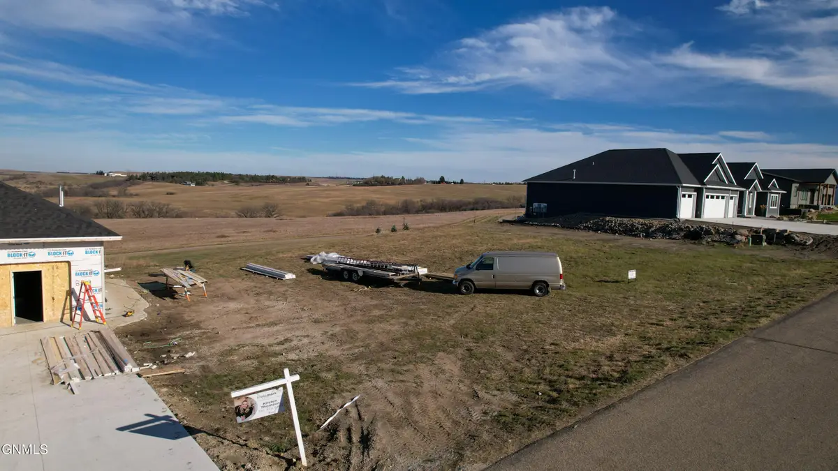 3707 Ridge Way, Bismarck, ND 58503 - Image #1