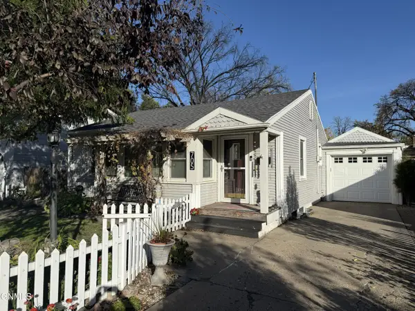 705 N 1st Street, Bismarck, ND 58501