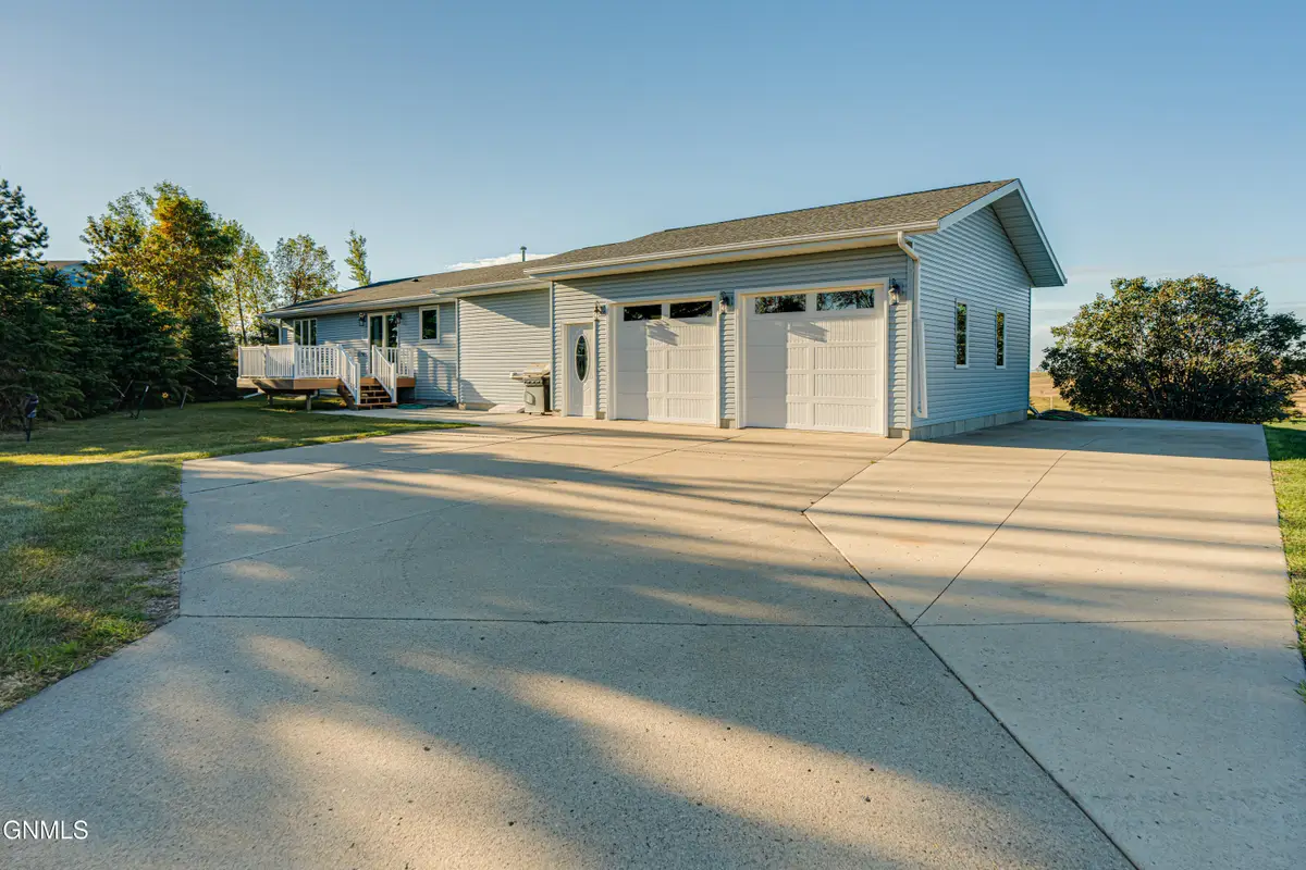 6504 Tj Lane, Bismarck, ND 58503 - Image #1