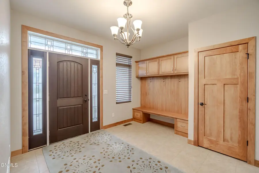 4103 Bayport Place Se, Mandan, ND 58554 - Image #3