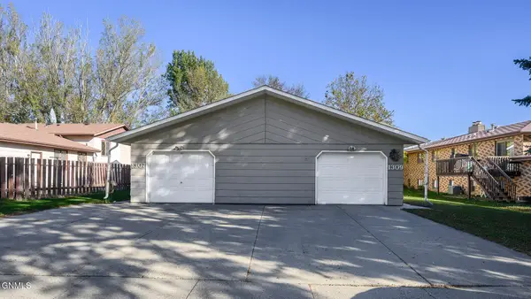 1307-1309 Washington Street S, Bismarck, ND 58504