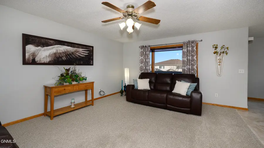 883 San Angelo Drive #3, Bismarck, ND 58504 - Image #3