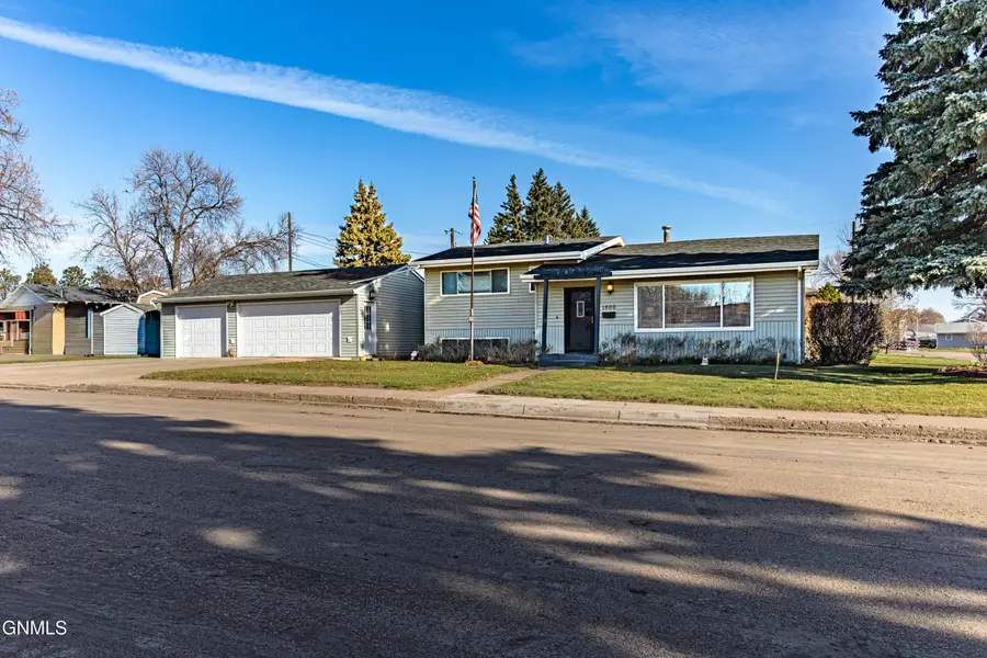 1800 Linda Drive, Mandan, ND 58554 - Image #2