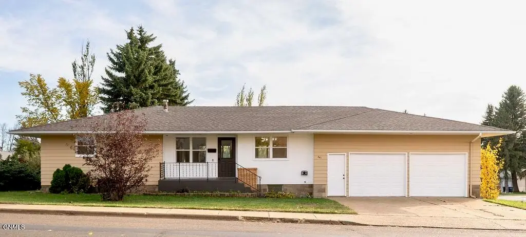 741 Empire Road, Dickinson, ND 58601 - Image #1