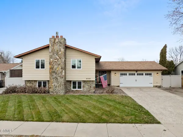 2309 14th Avenue W, Williston, ND 58801