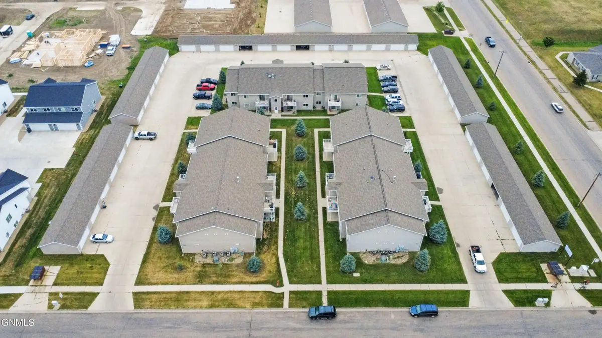 4020 Mckenzie Drive Se #4, Mandan, ND 58554 - Image #1