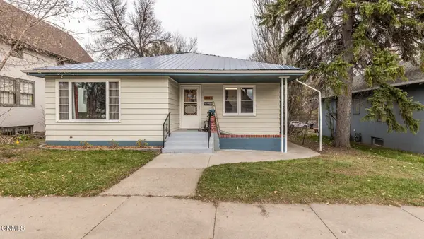 1025 4th Street N, Bismarck, ND 58501