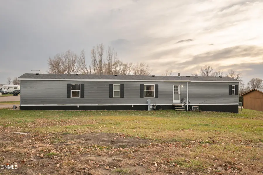 215 Dove Street, Lincoln, ND 58504 - Image #3