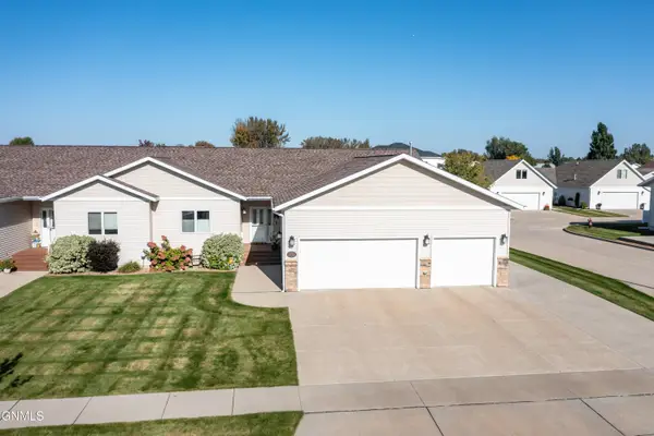 804 Santa Fe Avenue, Bismarck, ND 58504