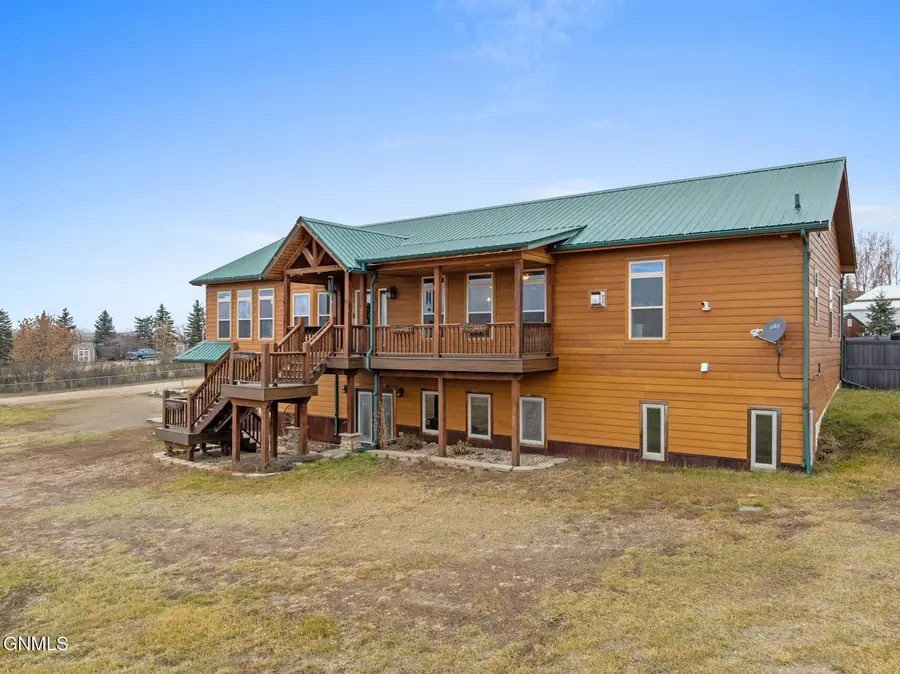 4802 Southview Drive, Williston, ND 58801 - Image #2
