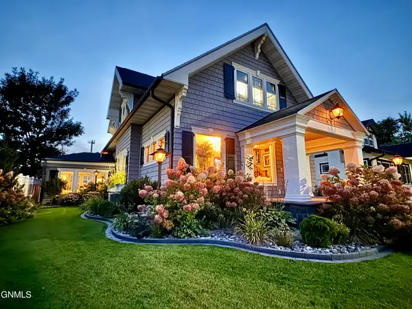 409 3rd Avenue E, Williston, ND 58801