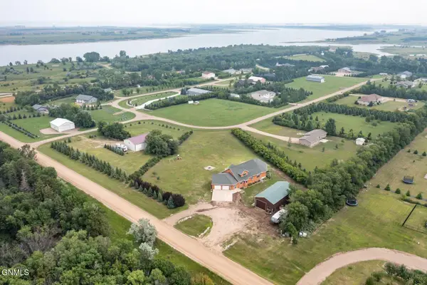 870 36th Avenue Nw, Coleharbor, ND 58531