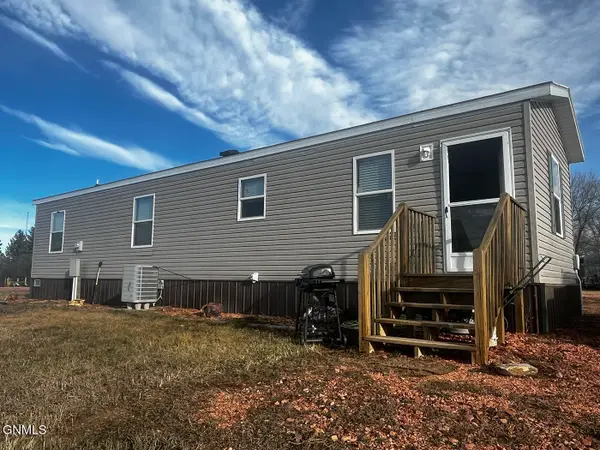 107 Walker Lane, Grassy Butte, ND 58634