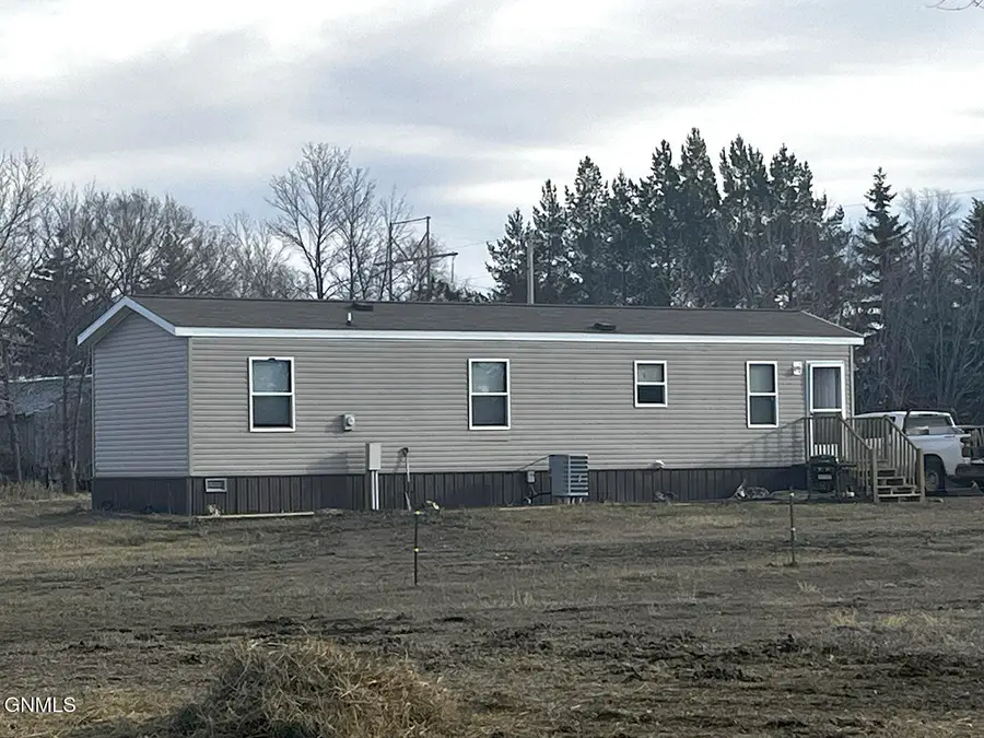107 Walker Lane, Grassy Butte, ND 58634 - Image #2