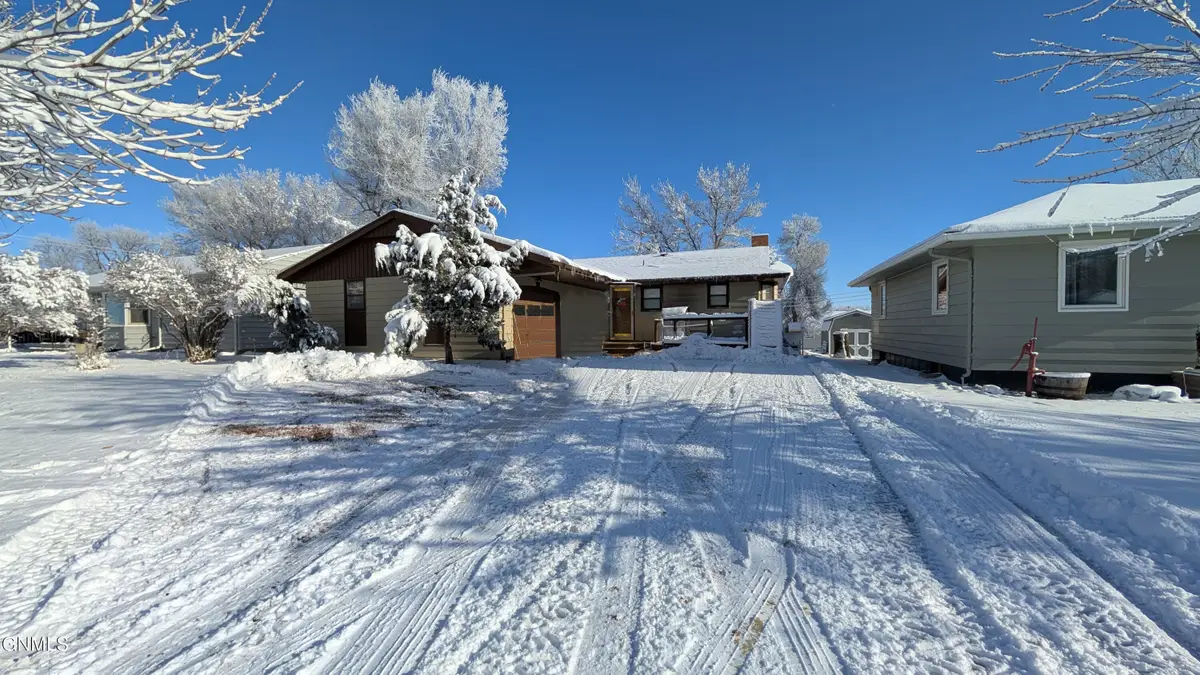 512 3rd Street Ne, Watford City, ND 58854 - Image #1