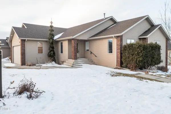 4256 High Creek Road, Bismarck, ND 58503