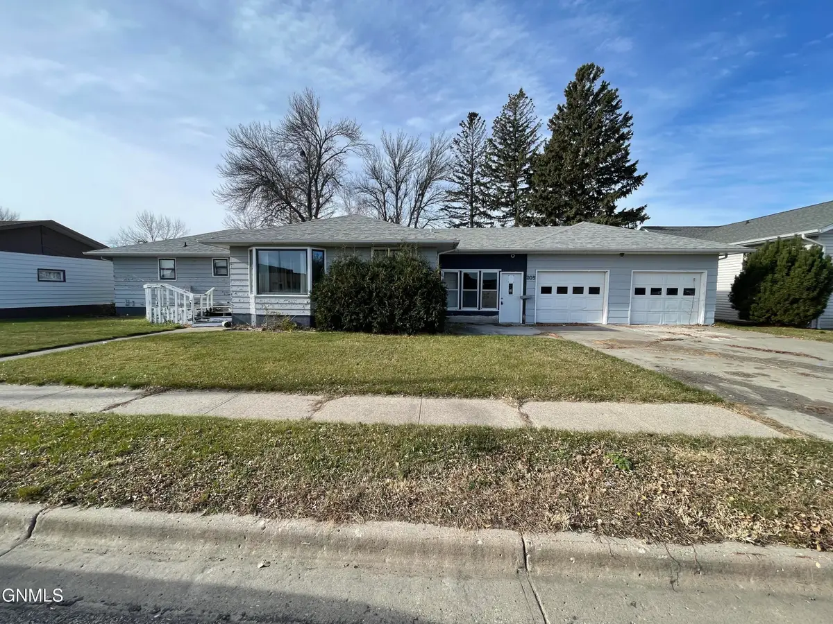 205 Badger Street S, Wishek, ND 58495 - Image #1