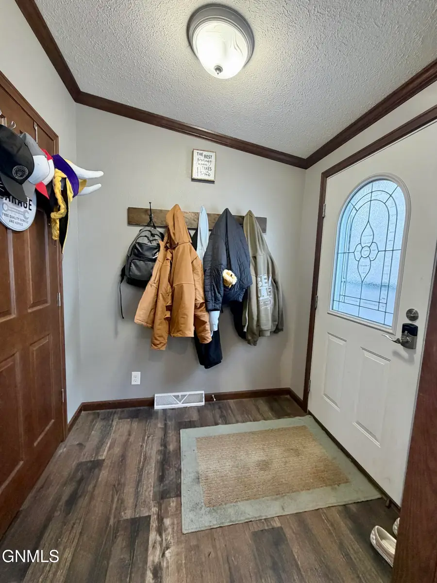 3731 Greensboro Drive, Bismarck, ND 58503 - Image #2