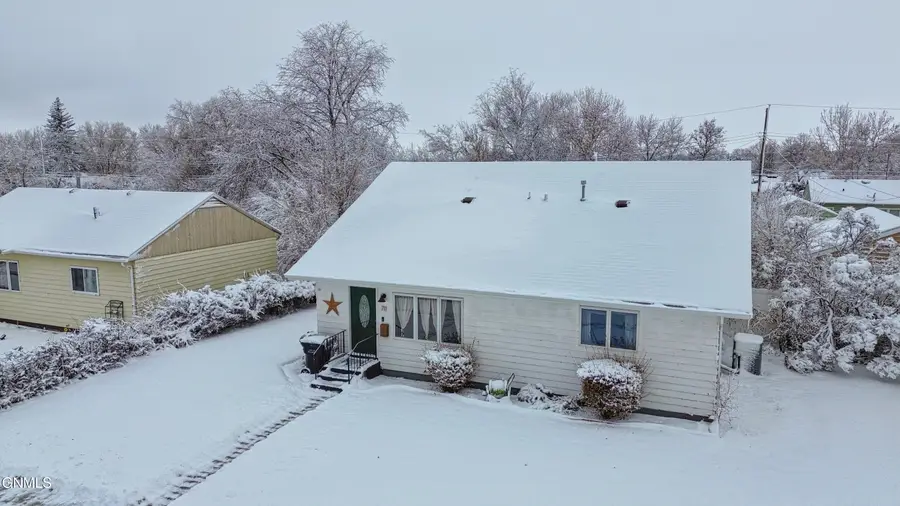 711 13th Avenue W, Williston, ND 58801 - Image #3