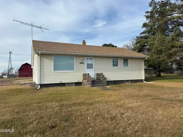 9645 2nd Avenue Se, Pollock, SD 57648