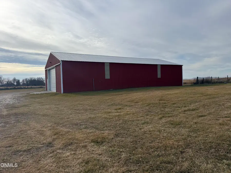 9645 2nd Avenue Se, Pollock, SD 57648 - Image #2