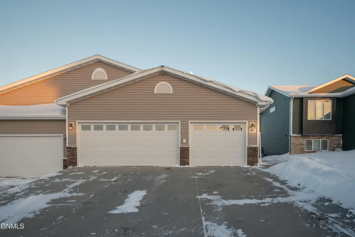5017 Hudson Street, Bismarck, ND 58503 - Image #1