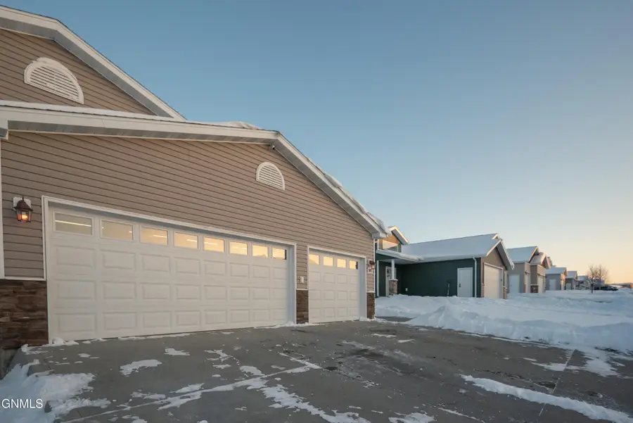 5017 Hudson Street, Bismarck, ND 58503 - Image #3