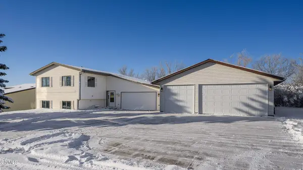 1731 5th Avenue Ne, Beulah, ND 58523