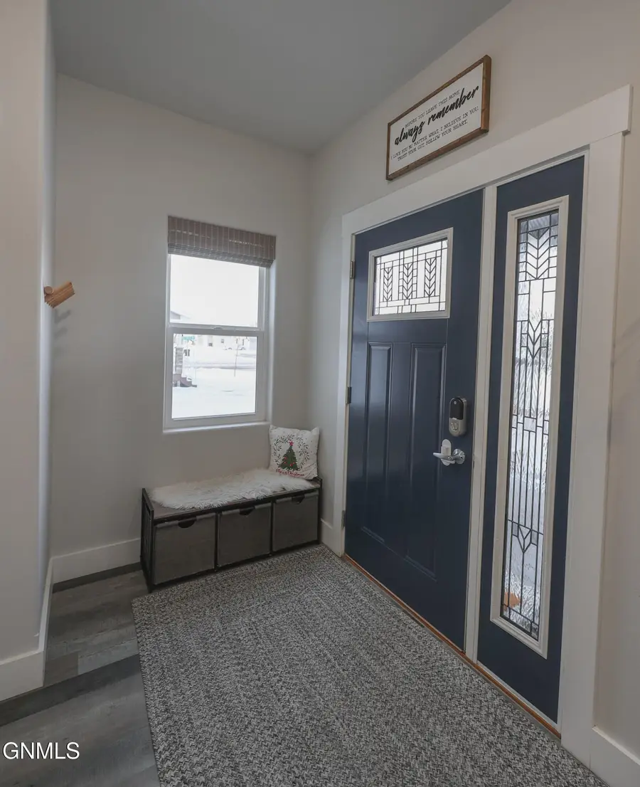 2006 18th Avenue W, Williston, ND 58801 - Image #3