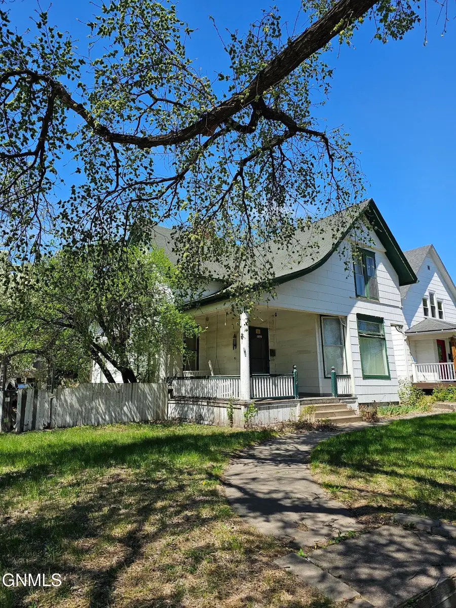 702 N 4th Street, Bismarck, ND 58501 - Image #2
