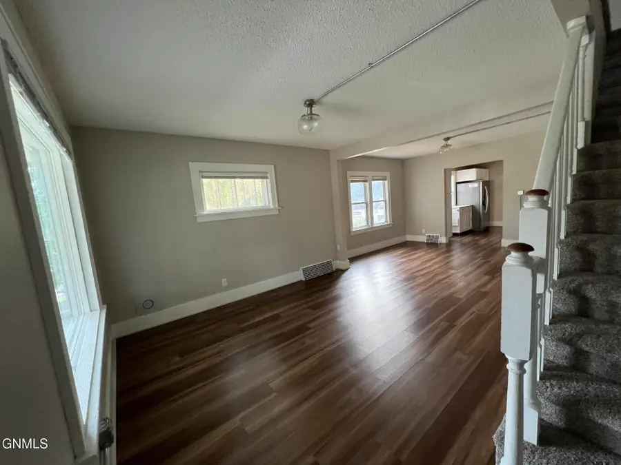 602 N 3rd Street, Bismarck, ND 58501 - Image #2